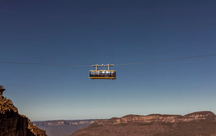 Kara peak IUVEI75u Lj Y unsplash